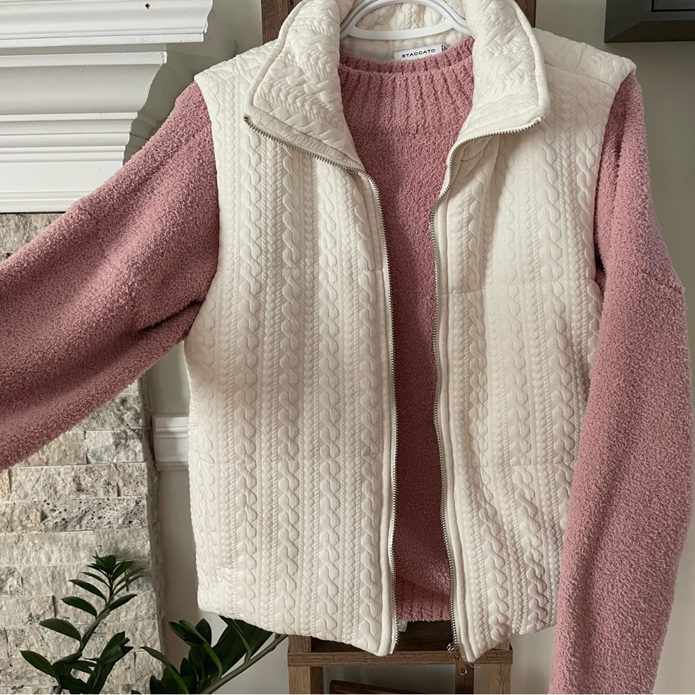 Merona Cream and Pink Crew Neck Sweaters Cozy Knit Layer